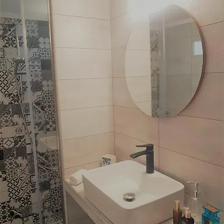 Spitaki Apartment Potos