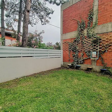 アパート Spitaki ポトス